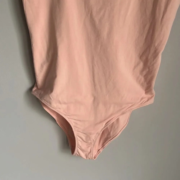 Everlane Tank Scoop Back The Bodysuit - Picture 5 of 11